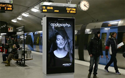 Subway ad with motion detection